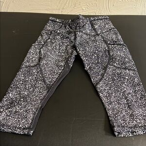 lululemon athletica Monochrome Speckled Capris